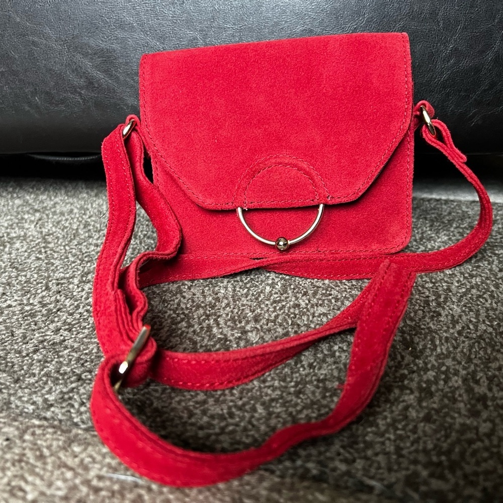 ASOS Maroon Red Suede Ring and Ball Crossbody Bag - Picture 2 of 15